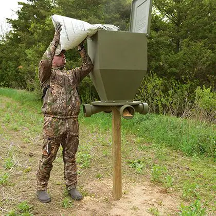 15 Best Deer Feeders Reviewed &amp; Rated in 2018 | TheGearHunt