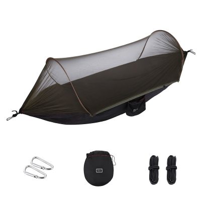 1. isYoung Hanging Tent