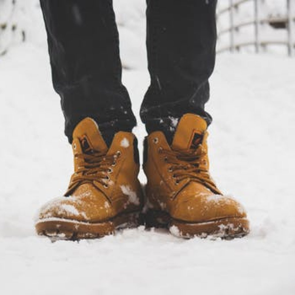 keeping leather shoes in good condition