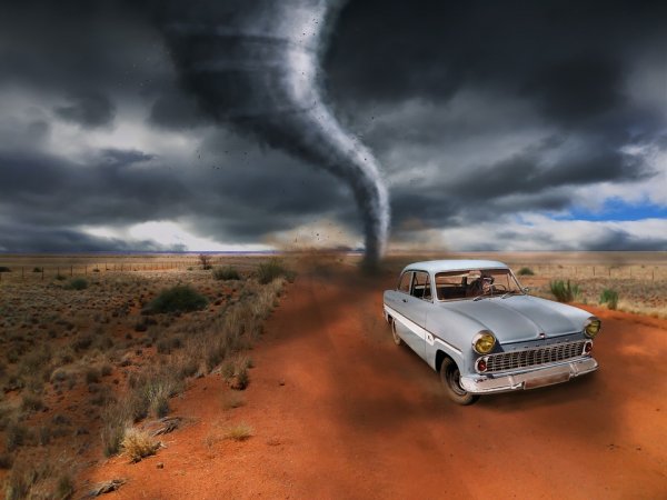 Tornado-Car