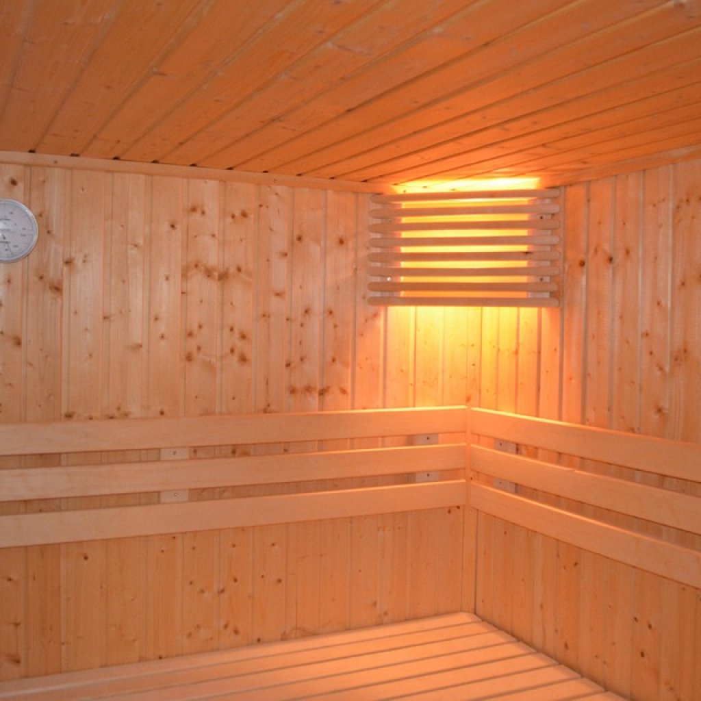 Wood-Sauna