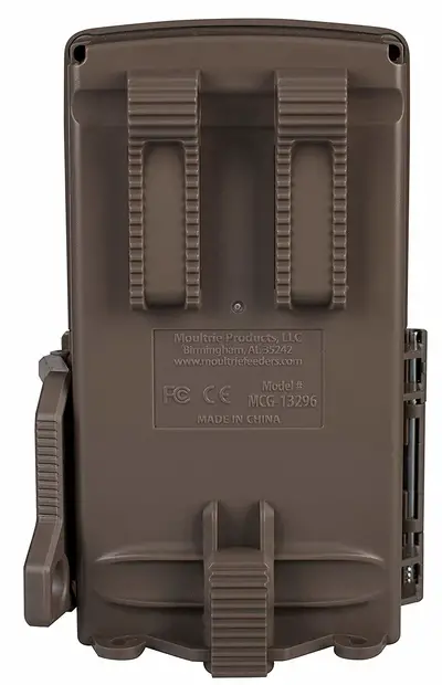 Back view of Moultrie A-25 Game Camera