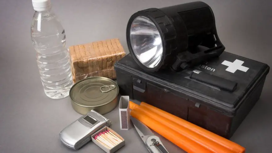 What You Must Have in Your Hunting Safety Kit What You Must Have in Your Hunting Safety Kit